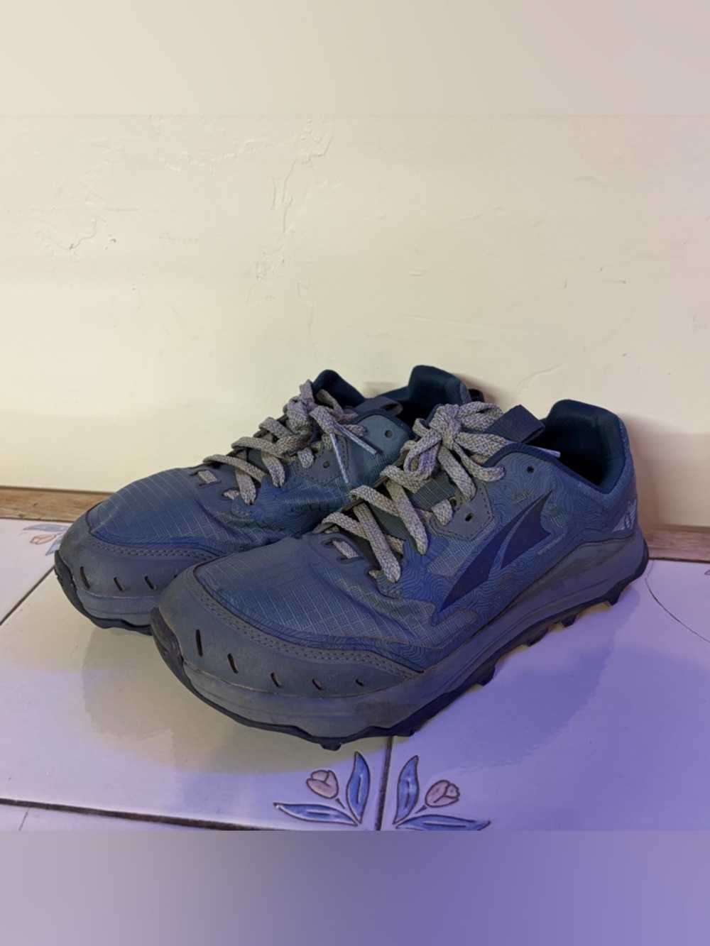 Altra Lone Peak 6 Trail Running Shoes Blue Women’s Size 7